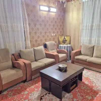 مبل ۹ نفره به همراه میز جلو و ۴ میز عسلی و دو‌روکش|مبلمان خانگی و میز عسلی|محمودآباد, |دیوار