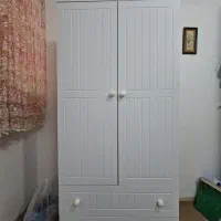 تخت و کمد کودک