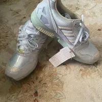 کتونی Adidas ZX8000