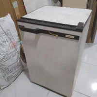 یخچال آزمایش