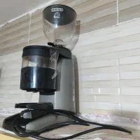 آسیاب صنعتی اروپایی ویترین دومتری شیشه دومیل