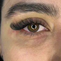 اکستنشن مژه با بهترین مواد در بهترین لوکیشن اراک