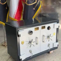 گاوصندوق زیرویترینی مدل 120 با رمز دیجیتال