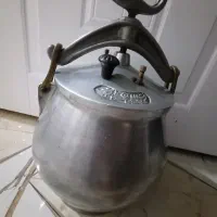 زودپز ده لیتری کاملا سالم