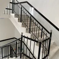 نرده استیل و شیشع