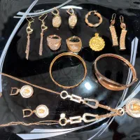 مقداری طلای زینتی دست دوم