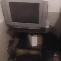 فروش ماشین لباسشویی وتلویزیون با زیر تلویزیون|ماشین لباسشویی و خشککن لباس|فولادشهر, C1|دیوار