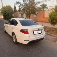 برلیانس h330 مدل ۹۷ دنده اتوماتیک موتور ۱۶۵۰|خودرو سواری و وانت|تهران, جنت‌آباد شمالی|دیوار
