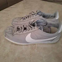 کتونی نایک|کیف، کفش، کمربند|هشتگرد, هشتگرد قدیم|دیوار