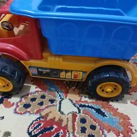 اسباب بازی نو وسالم|اسباب‌بازی بچه|رشت, کوی فکوری|دیوار