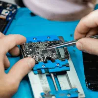 تعمیرات تخصصی تلفن همراه و تبلت