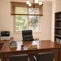 وکیل پایه یک دادگستری ، مشاور متخصص و پیگیر