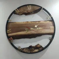 ساعت چوب و فلز