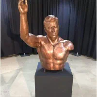 مربی بانوان بدنسازی دونفر فیتنس Trx واقع در گلشهر