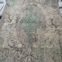 فرش ماشینی نو ی ۹متری.یدونه ۶متری