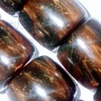 تسبیح کهربایی|کلکسیون اشیاء عتیقه|اندیشه, اندیشه فاز ۱|دیوار