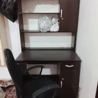 میز صندلی کتابخانه دار