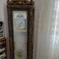 ساعت و بوفه