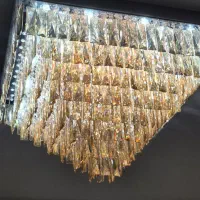 نگین منزل ، لوستر با کریستال چک در حد نو