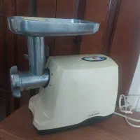 چرخ گوشت بلک اند دیکر