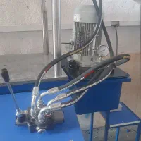 مدیر فنی وفروش بامدرک لیسانس خانم واقا