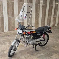 موتور سیکلت ۱۲۵ کویر کاربرات