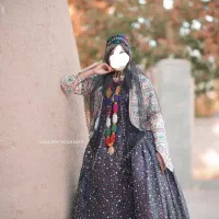 گالری لباس محلی|لباس|آباده, |دیوار