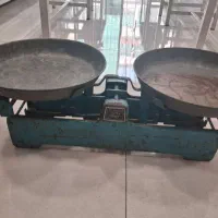 ترازوی 20 کیلویی قدیمی