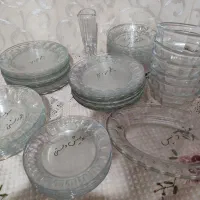 ظروف شیشه ای غذا خوری