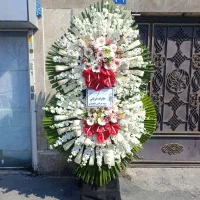 تاج گل در محلاتی ختم و ترحیم افتتاحیه تبریک