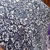 چادر رنگی و نماز|لباس|گرگان, |دیوار