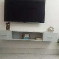 میز تلویزیون دیواری