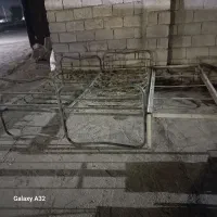 ۲عددباسکول و۳عدد تخت بسیار تمیز وسالم|ابزارآلات|دزفول, |دیوار