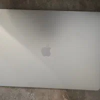 لپ تاپ مک بوک پرو ۱۶ اینچی