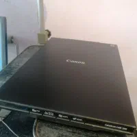 اسکنر رنگی canon lide300