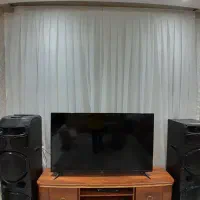 دوعدد پرده پذیرایی