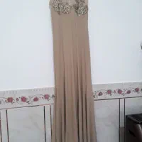 لباس مجلسی|لباس|ری, شهادت|دیوار