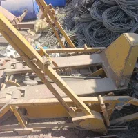 یک عدد دستگاه بلوک زنی سالم و جرثقیل متحرک ۲تن نیم|ماشین‌آلات صنعتی|تهران, یافت‌آباد|دیوار