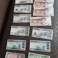 تعدادی اسکناس خارجی وایرانی