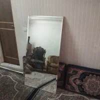 آینه قدی ایستاده