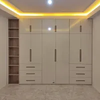 ساخت کابینت و کمد دیواری با کیفیت عالی|کتابخانه، شلف، قفسه‌های دیواری|قروه, |دیوار