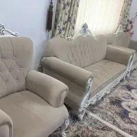 مبل کلاسیک تمیز و چهارسال کار