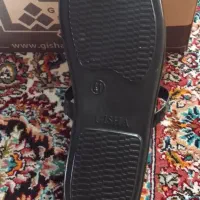 یک جفت دمپایی|کیف، کفش، کمربند|ساوه, |دیوار