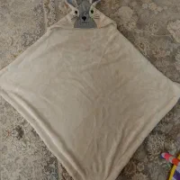 تشک بازی و پتو در حد نو تشک  300 پتو 200