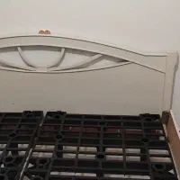 تختخواب دونفره کار کرده