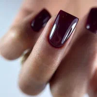 آموزش کاشت ناخن و خدمات کاشت ناخن