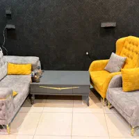 مبل و میز و صندلی و پرده در حد نو