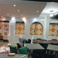نقاش نقاشی ساختمان