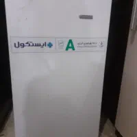 یخچال ایستکول پنج فوت در حد نو کم کار