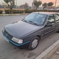 نیازمند یک راننده سواری بدون خودرو